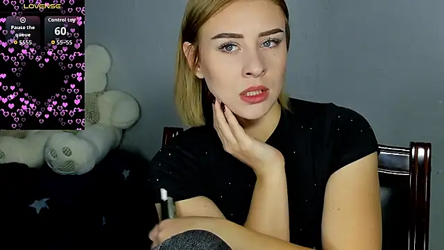 KindKristy online show from September 2025 04:27:01 AM