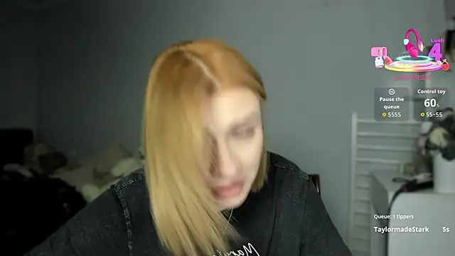 KindKristy online show from November 2025 05:02:02 AM