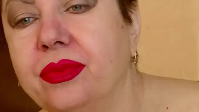 Snapshot of LadyPosh chatting on February 2026 08:09:01 PM LadyPosh online show from February 2026 08:09:01 PM