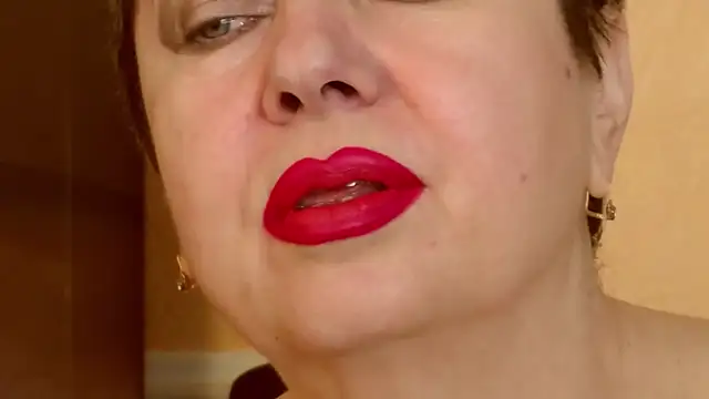 Snapshot of LadyPosh chatting on March 2026 09:10:01 PM LadyPosh online show from March 2026 09:10:01 PM