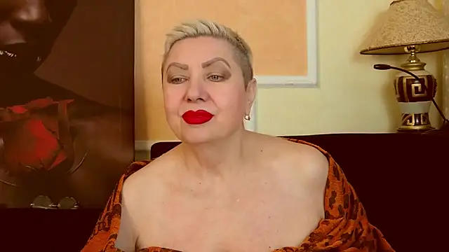 LadyPosh online show from May 2026 07:08:01 PM