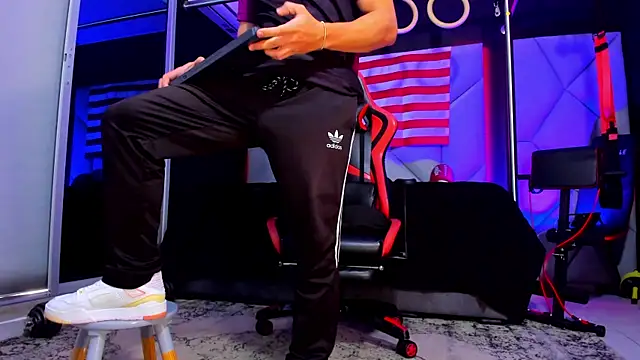 Aydenmiller96 online show from October 2025 02:47:01 PM