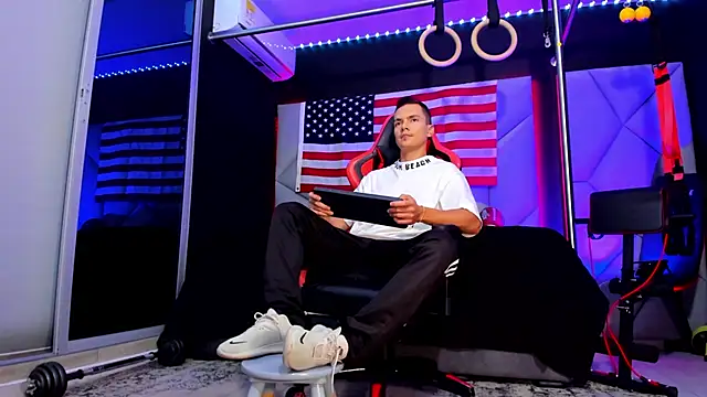 Aydenmiller96 online show from October 2025 02:53:01 AM