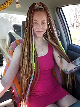 LucidLucy online show from April 2026 02:48:01 PM