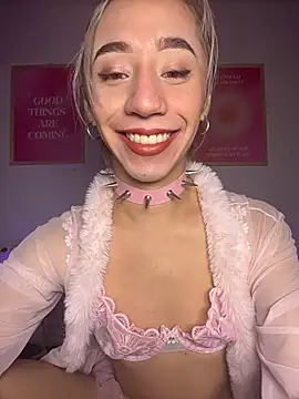 Snapshot of Littlebunny21 chatting on December 2025 11:25:02 PM Littlebunny21 online show from December 2025 11:25:02 PM