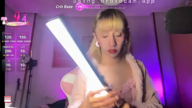 Snapshot of Littlebunny21 chatting on February 2026 09:44:01 PM Littlebunny21 online show from February 2026 09:44:01 PM