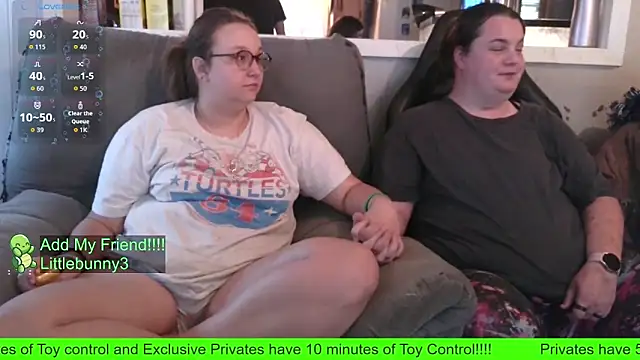 Snapshot of ZeTurtleMaster chatting on October 2025 10:30:02 PM ZeTurtleMaster online show from October 2025 10:30:02 PM