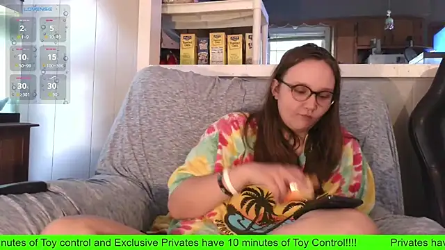 Snapshot of ZeTurtleMaster chatting on October 2025 10:41:01 PM ZeTurtleMaster online show from October 2025 10:41:01 PM