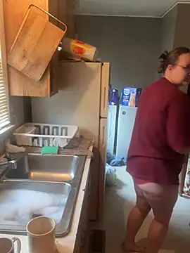 Snapshot of ZeTurtleMaster chatting on February 2026 06:09:01 PM ZeTurtleMaster online show from February 2026 06:09:01 PM