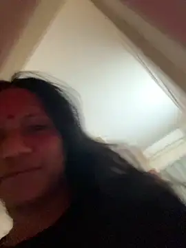 Snapshot of DarlingJenny22 chatting on February 2026 06:44:02 PM DarlingJenny22 online show from February 2026 06:44:02 PM