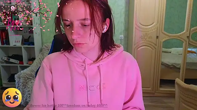 Snapshot of DanaMartina chatting on February 2025 08:37:02 AM DanaMartina online show from February 2025 08:37:02 AM