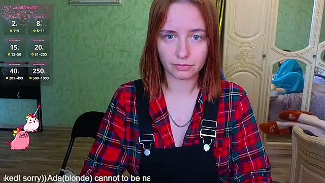 Snapshot of DanaMartina chatting on October 2025 10:13:02 AM DanaMartina online show from October 2025 10:13:02 AM