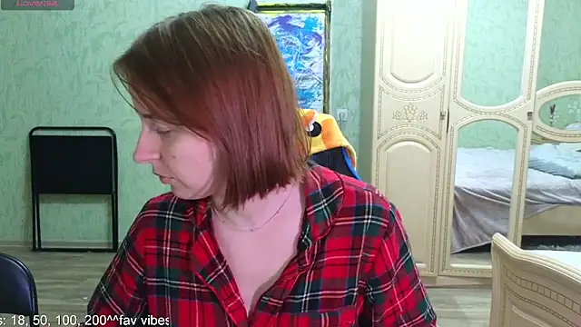 Snapshot of DanaMartina chatting on October 2025 05:36:02 PM DanaMartina online show from October 2025 05:36:02 PM