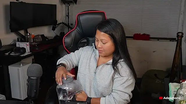 Bubbleliyah online show from October 2025 04:11:01 AM