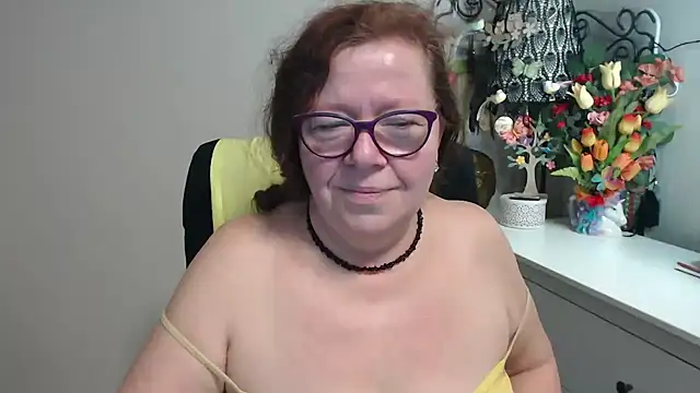 Snapshot of Adelewildx chatting on March 2026 05:08:02 AM Adelewildx online show from March 2026 05:08:02 AM