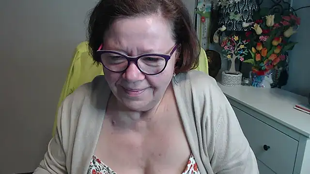 Adelewildx online show from April 2026 03:43:01 AM