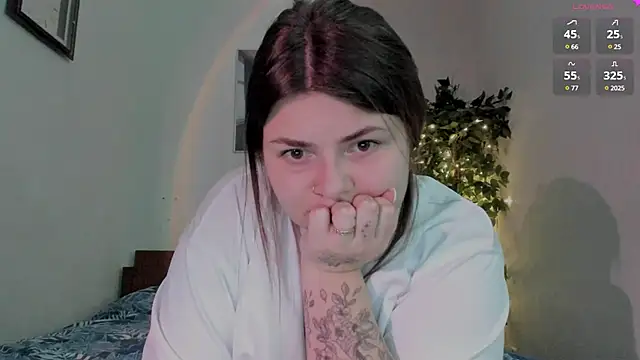 Snapshot of Eva_Shameless chatting on December 2024 05:53:02 PM Eva Shameless online show from December 2024 05:53:02 PM