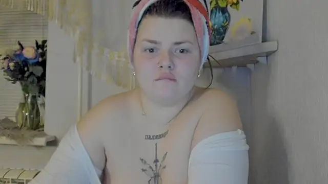 Snapshot of Eva_Shameless chatting on February 2025 04:11:02 PM Eva Shameless online show from February 2025 04:11:02 PM
