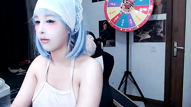 Snapshot of candy_cola chatting on February 2025 02:29:02 AM candy cola online show from February 2025 02:29:02 AM