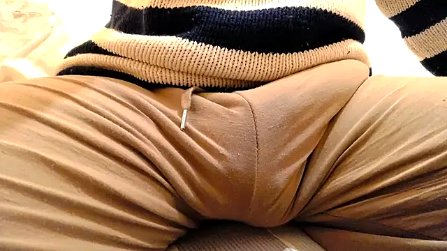 Snapshot of gae89tano chatting on March 2025 08:48:02 AM gae89tano online show from March 2025 08:48:02 AM