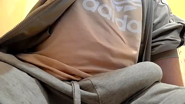 Snapshot of gae89tano chatting on November 2025 11:23:02 AM gae89tano online show from November 2025 11:23:02 AM