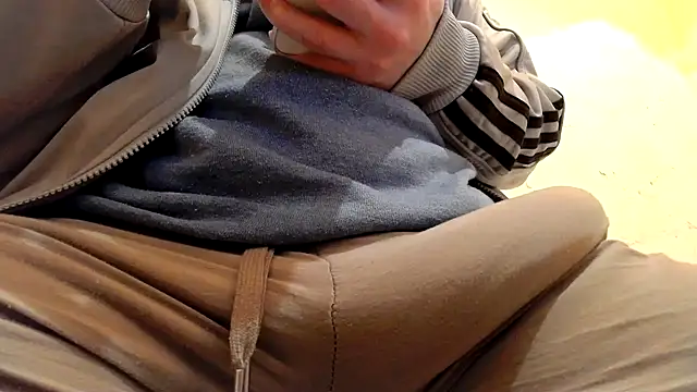 Snapshot of gae89tano chatting on November 2025 09:04:01 AM gae89tano online show from November 2025 09:04:01 AM