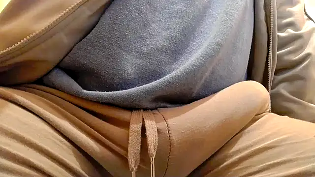 Snapshot of gae89tano chatting on November 2025 09:20:02 AM gae89tano online show from November 2025 09:20:02 AM