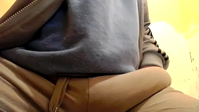 Snapshot of gae89tano chatting on November 2025 08:08:01 PM gae89tano online show from November 2025 08:08:01 PM