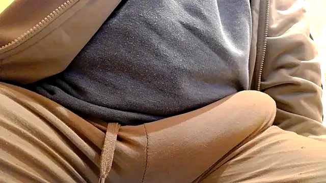 Snapshot of gae89tano chatting on November 2025 09:56:02 AM gae89tano online show from November 2025 09:56:02 AM