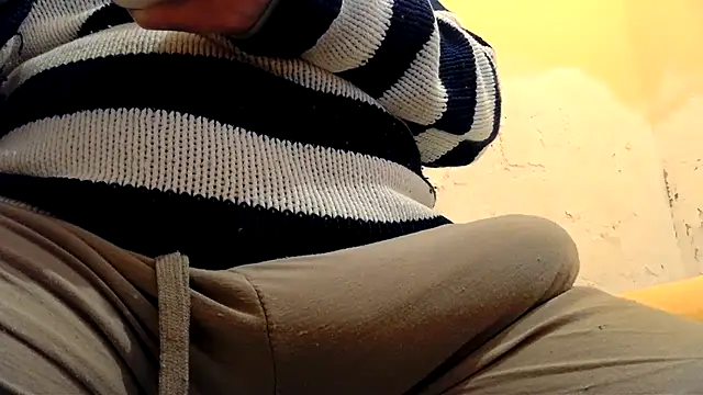 Snapshot of gae89tano chatting on December 2025 09:08:02 PM gae89tano online show from December 2025 09:08:02 PM