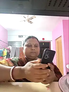 Snapshot of yourssoumi chatting on January 2025 06:49:01 PM yourssoumi online show from January 2025 06:49:01 PM