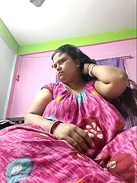 Snapshot of yourssoumi chatting on January 2025 03:04:02 AM yourssoumi online show from January 2025 03:04:02 AM