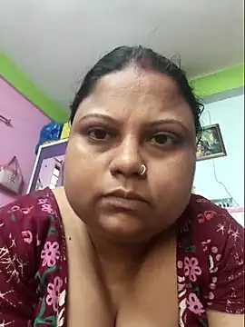 Snapshot of yourssoumi chatting on February 2025 02:14:02 PM yourssoumi online show from February 2025 02:14:02 PM
