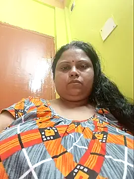 Snapshot of yourssoumi chatting on March 2025 06:20:02 PM yourssoumi online show from March 2025 06:20:02 PM