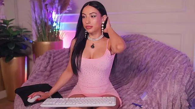 Anais Bloom online show from July 2026 07:27:01 PM