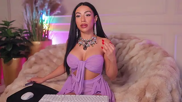 Anais Bloom online show from July 2026 07:27:01 PM