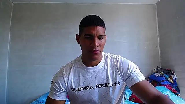Snapshot of teddyfit19cm chatting on February 2025 03:18:02 PM teddyfit19cm online show from February 2025 03:18:02 PM