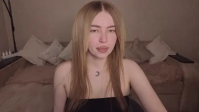 ViolettaLopez online show from May 2026 03:17:01 PM