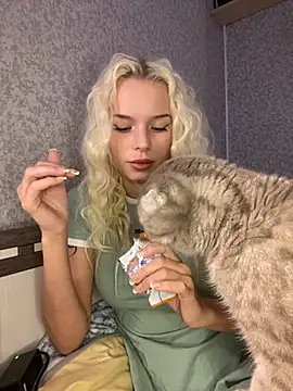 Snapshot of SIMBA_BOS chatting on October 2025 02:40:02 AM SIMBA BOS online show from October 2025 02:40:02 AM