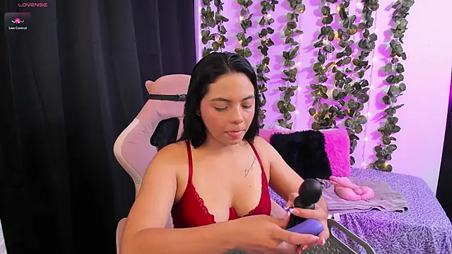 Snapshot of ashley_morgan_18 chatting on September 2025 02:26:01 AM ashley morgan 18 online show from September 2025 02:26:01 AM