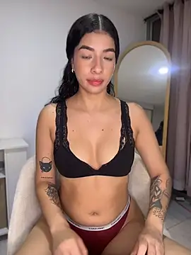 Snapshot of Veronica_ar chatting on May 2026 02:42:01 AM Veronica ar online show from May 2026 02:42:01 AM