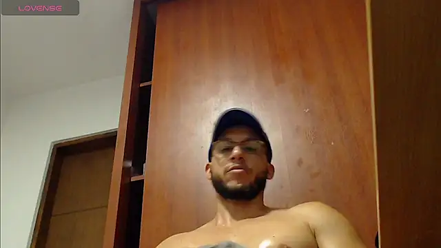 MarcusMilarc online show from January 2025 03:17:02 AM