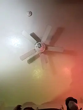 Snapshot of thefire420 chatting on November 2025 10:04:01 AM thefire420 online show from November 2025 10:04:01 AM