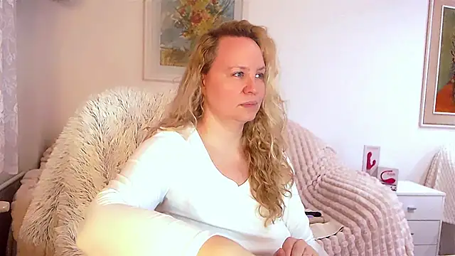 Sarah4you online show from January 2025 09:36:01 PM