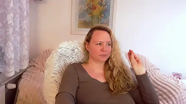 Sarah4you online show from February 2025 12:52:02 AM