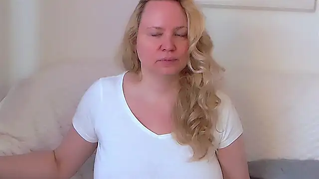 Sarah4you online show from September 2025 01:49:02 PM