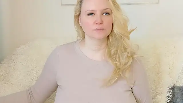 Sarah4you online show from April 2026 02:37:01 PM