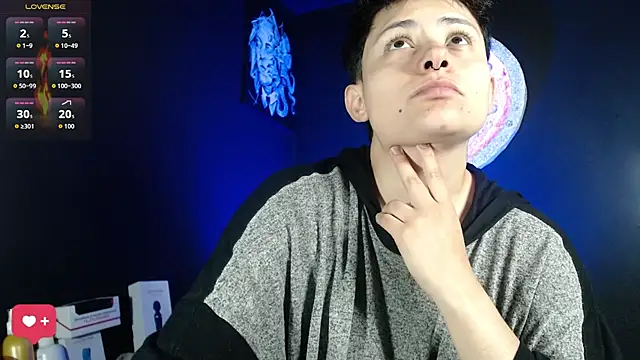 Snapshot of girl_intense444 chatting on September 2025 01:03:01 PM girl intense444 online show from September 2025 01:03:01 PM