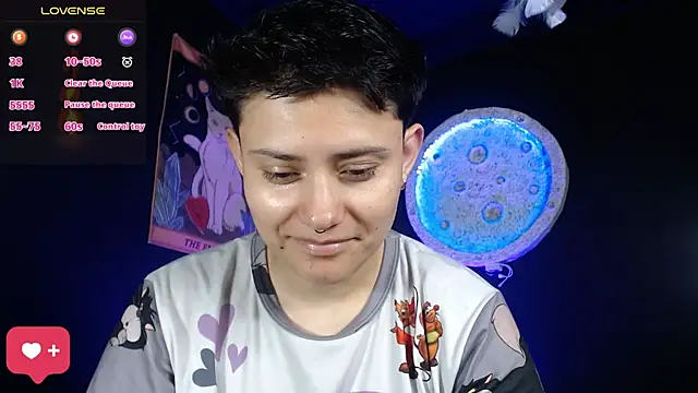 girl intense444 online show from December 2025 01:38:01 PM