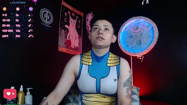 girl intense444 online show from June 2026 01:04:01 PM